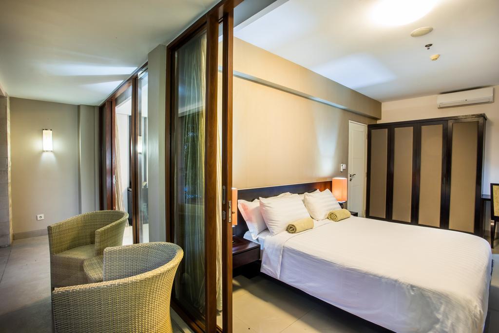 Kuta Reef Aparthotel 3*